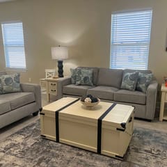 Cottage on 10th Cozy Retreat Near Downtown & Beach