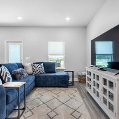 Modern Townhome Near Beaches, Zoo