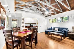 1274 Cathleen Dr
