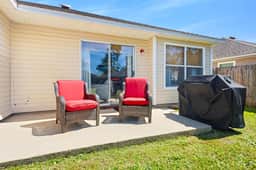 2453 Gulf Breeze Ave