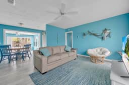 4 Adkinson Dr