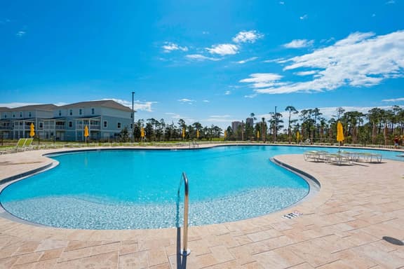 Emerald Shores Private Beach Club, Bar, Pool - Image 1