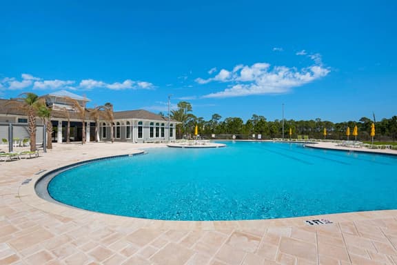 Emerald Shores Private Beach Club, Bar, Pool