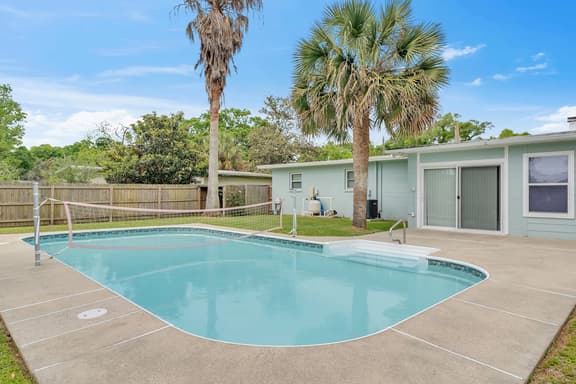 4 Adkinson Dr