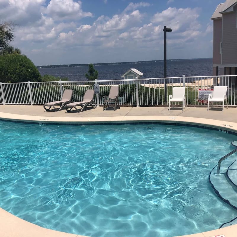 Bayfront Paradise-Steps to Sand, Pool, Kayaking
